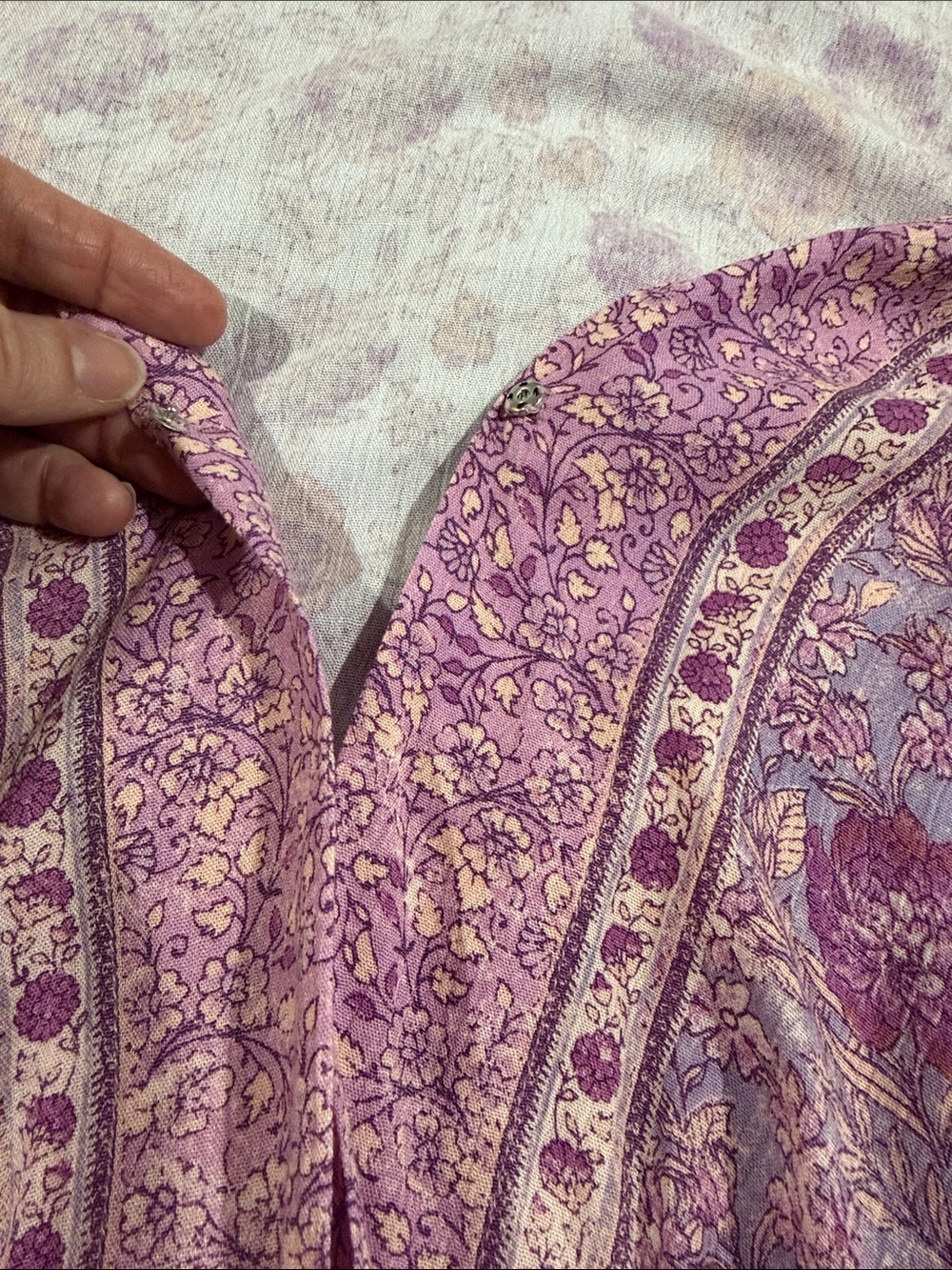 Mystree Lavender and Tan Floral V-Neck Tunic - Picture 6 of 6
